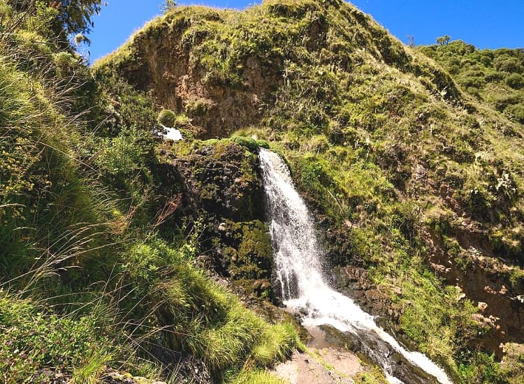 Olmoti Crater – photo 1