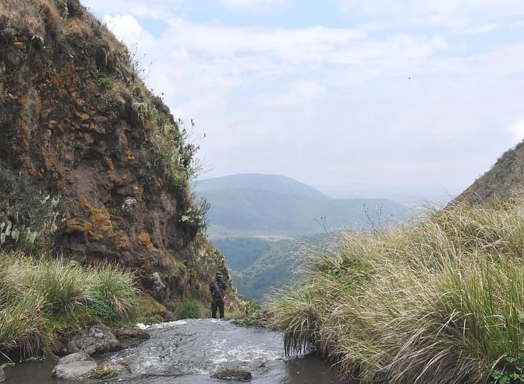 Olmoti Crater – photo 4