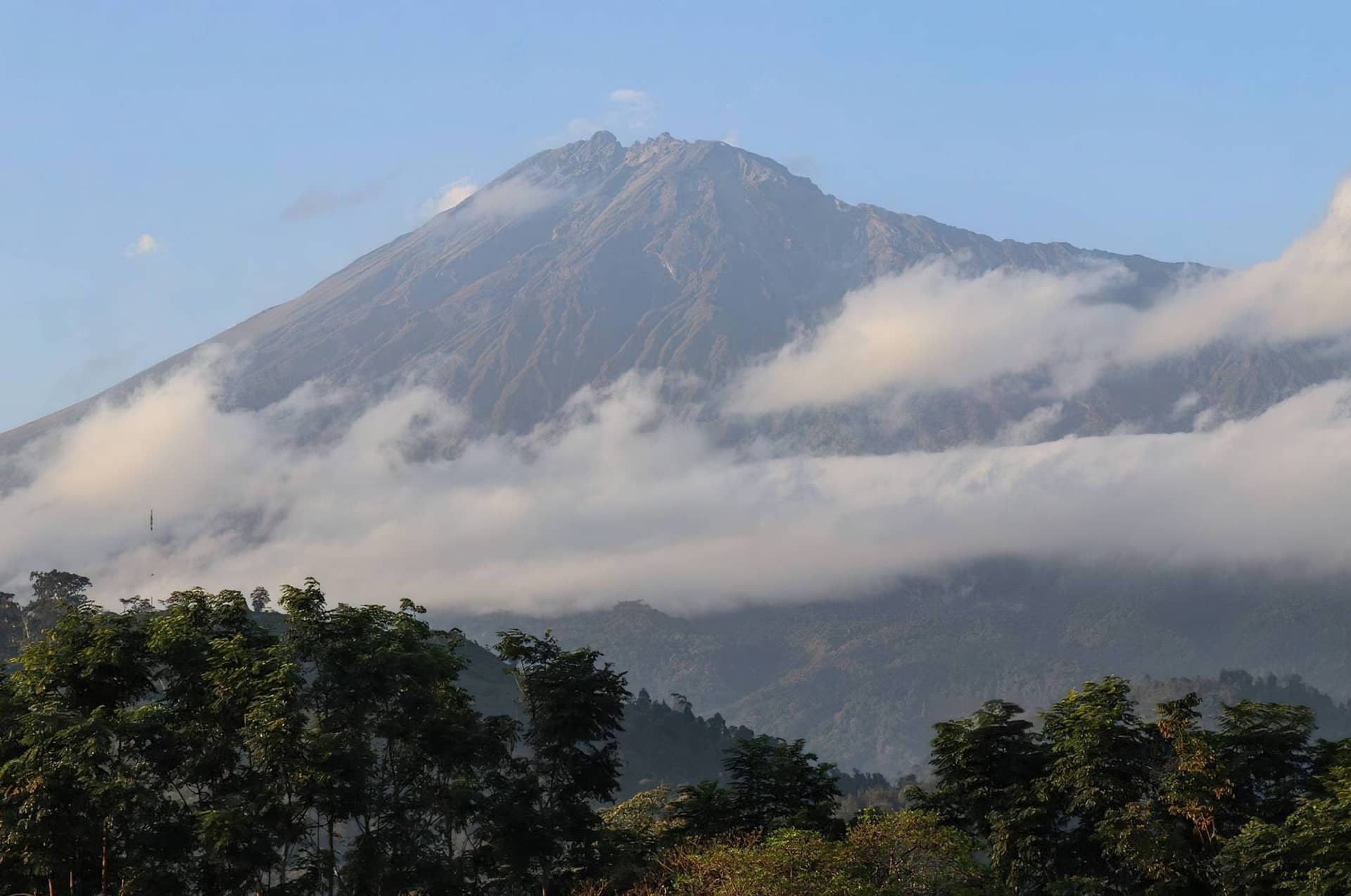4 Days Mount Meru Climb